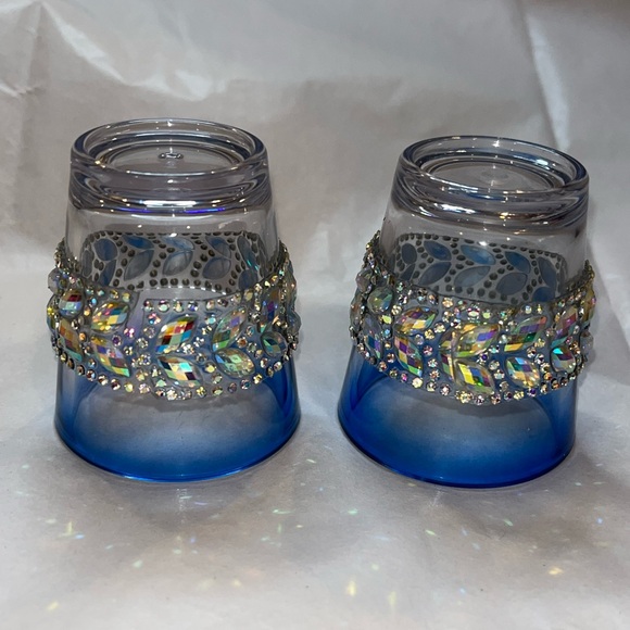 Hand Crafted Bling Embellished Plastic Shot Glasses Set of 2 - Picture 5 of 10